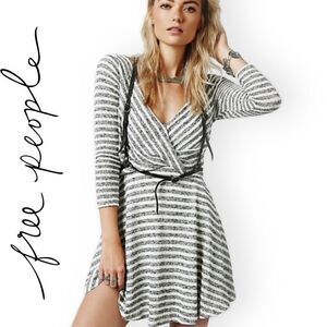 𝅺FREE People Maverick Long Sleeve Mini Dress Cream & Black Striped Combo XS EUC